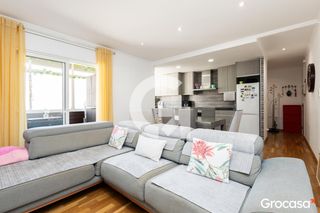 Pis a Estruch-Eixample. Piso reformado junto c lleida