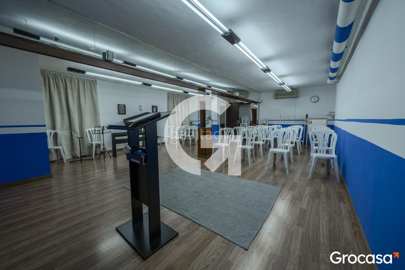 Foto 00fb7e1c-9a5a-4445-ab60-d23aeb872414. Local comercial a Carmel Barcelona