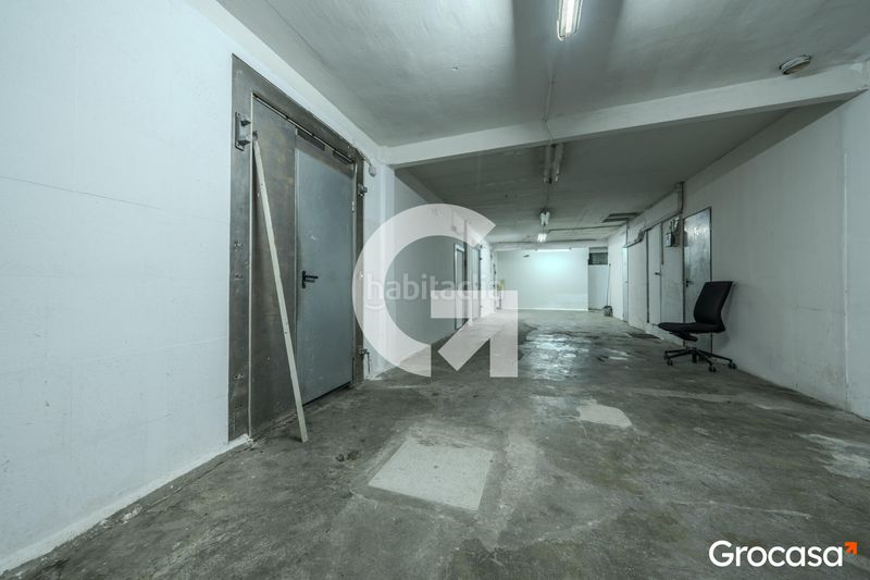 Foto 992fefda-604b-4ae2-a2c3-54cb3c23e779. Local comercial a Carmel Barcelona