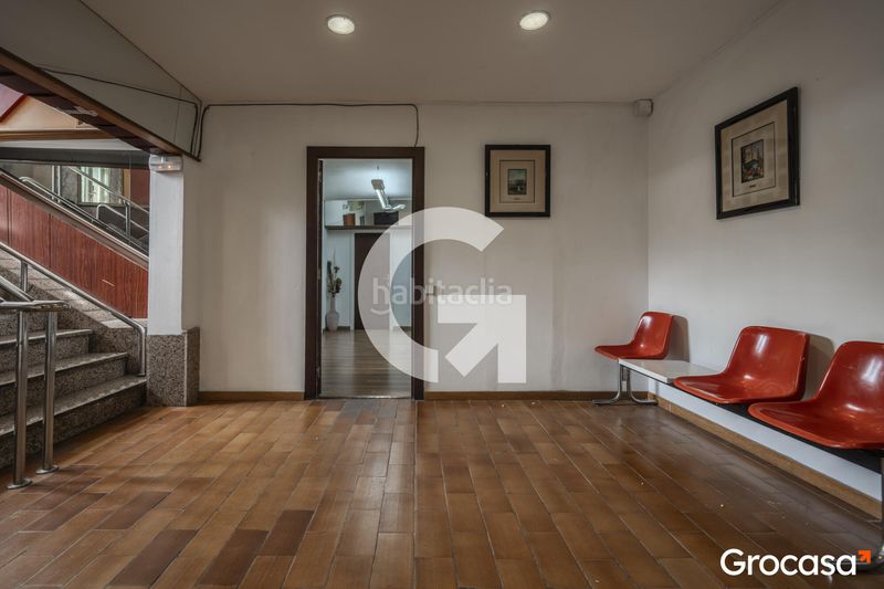 Foto bdffccfb-1a56-4503-a845-eef0e35b7cae. Local comercial a Carmel Barcelona