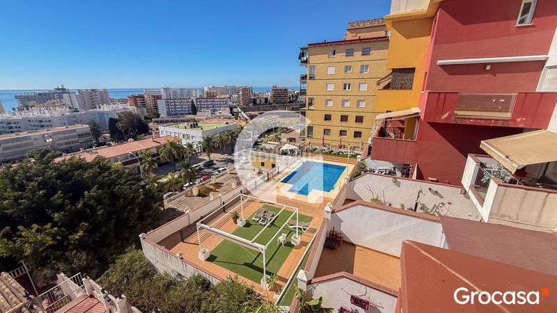Foto b3a90729-0c0d-4bc5-8bac-17da5327f504. Pis amb calefacció aparcament piscina a Montemar Torremolinos