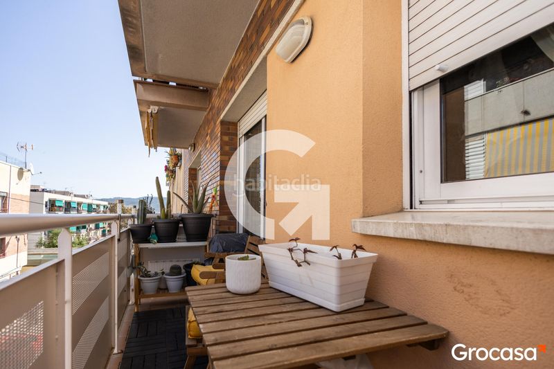 Foto 7365eb09-a888-4fa1-aa79-10e48a9cebc7. Dúplex amb calefacció a Sant Vicenç dels Horts