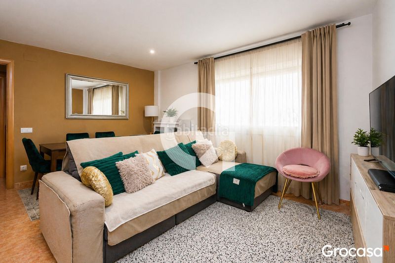 Foto 7cf729d9-959a-441f-9d4d-6ab58cb43238. Dúplex amb calefacció a Sant Vicenç dels Horts