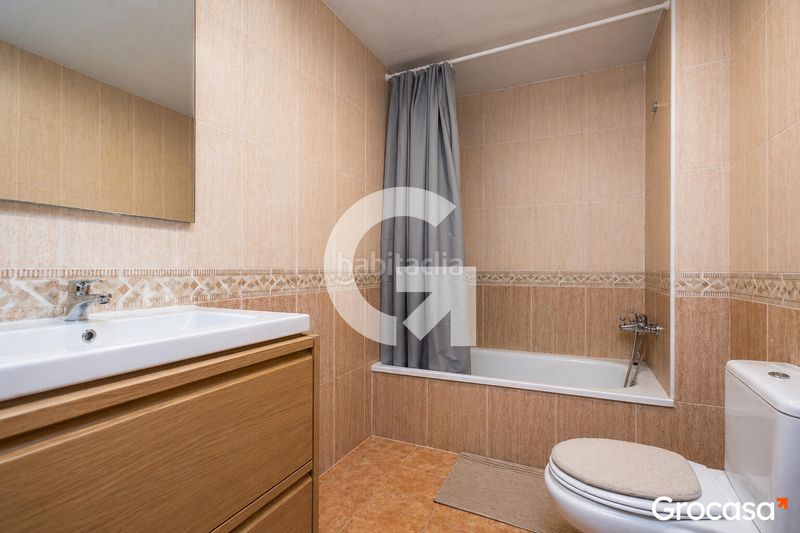 Foto 8c1ebc87-afee-4417-821a-686222676ca6. Dúplex amb calefacció a Sant Vicenç dels Horts