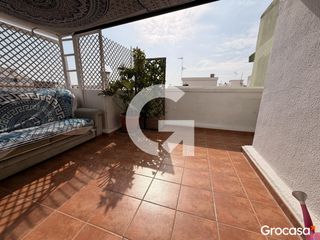 Penthouse  Av nueve octubre. Atico en venta av nueve de octubre con balcon y terraza