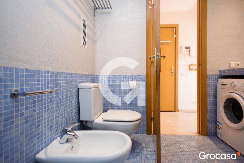 Foto 500daaac-f076-41dc-aad4-9633a939c615. Duplex with heating in Dreta de l´Eixample Barcelona