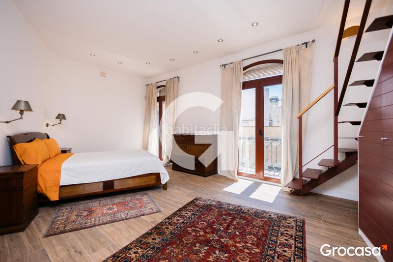 Foto ab2691a6-9cb5-494a-a89b-05ea542c0dc6. Duplex with heating in Dreta de l´Eixample Barcelona