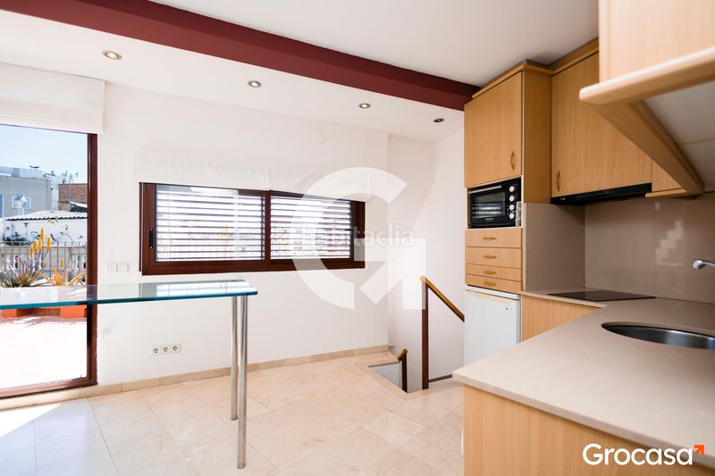 Foto b23f9ea4-b08d-4380-88ed-6a13e49dc824. Duplex with heating in Dreta de l´Eixample Barcelona