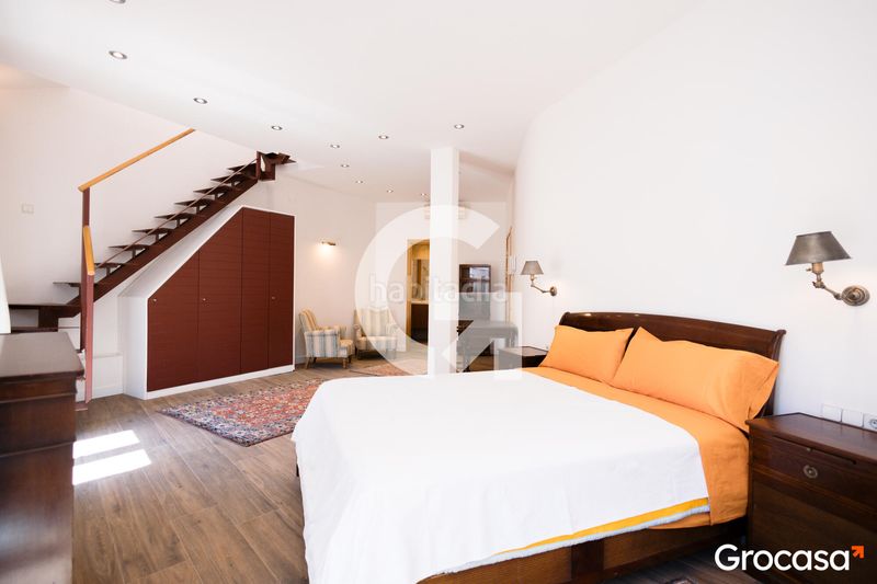Foto cedf725c-0334-4491-ab3b-87446e221086. Duplex with heating in Dreta de l´Eixample Barcelona