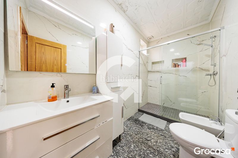 Foto 9c7b99f0-3873-44de-9d9d-9494643bda0c. Casa amb calefacció aparcament a Torre - Sana Terrassa