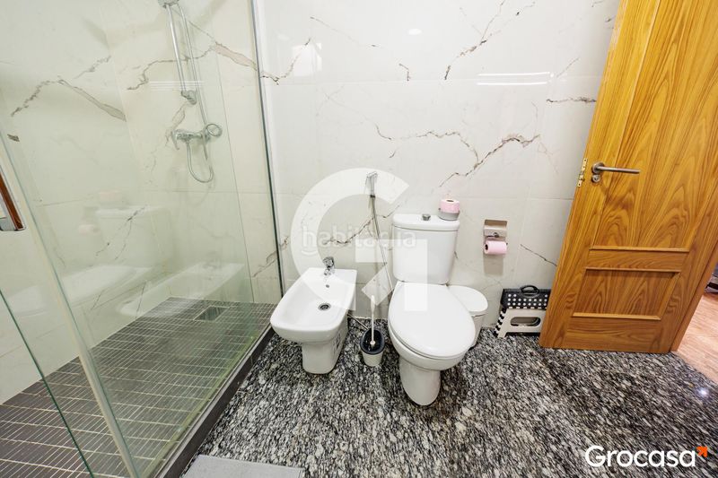 Foto b30fc51d-8c7d-4cd3-8392-b0e881e6bc74. Casa amb calefacció aparcament a Torre - Sana Terrassa