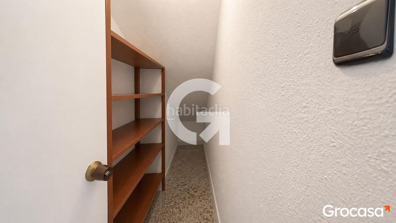 Foto 0830342e-53a8-417b-bbd9-bb772f0a7ef5. Casa adossada a Lagos