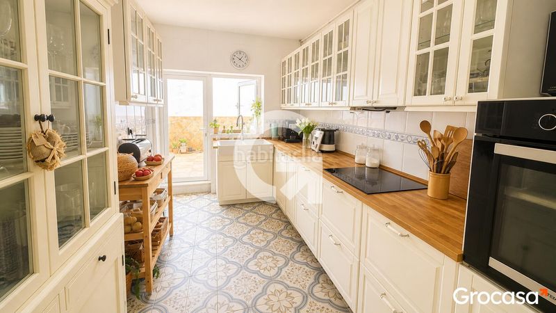 Foto c65b2516-8ae9-447b-bb97-2ae967f001a6. Casa adossada a Lagos