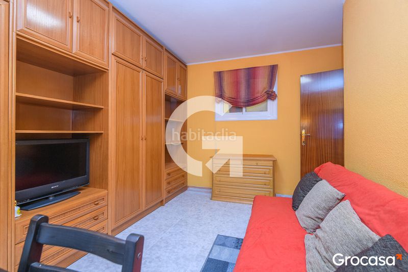 Foto 516dd37d-6c69-41a5-aa24-ecdffdcd9aca. Casa adossada amb calefacció a Centre-Estació Gavà