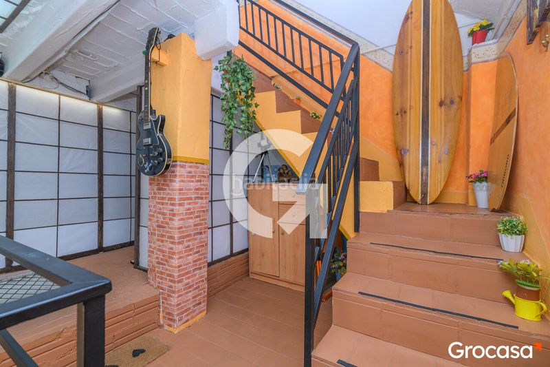 Foto 5c13673a-7a34-4c4a-9775-129010641c96. Casa adossada amb calefacció a Centre-Estació Gavà