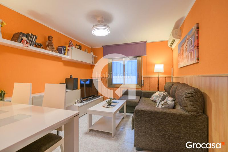 Foto ead7fac5-60a1-47b1-ad7d-a6e6243bc512. Casa adossada amb calefacció a Centre-Estació Gavà