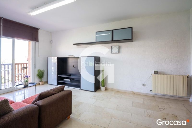 Foto 5587b27c-dce3-4e5f-982c-34d2de88595f. Flat with heating in Cerdanyola Sud Mataró