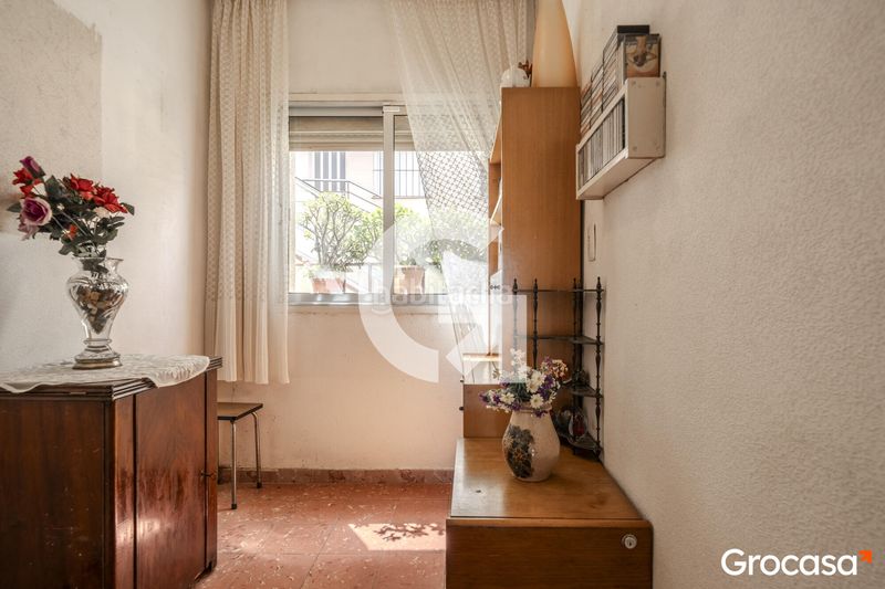Foto b8fd8719-8392-4622-81d7-700161c99c5b. Pis a Carmel Barcelona