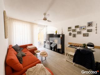 Etagenwohnung  Cl calafell. Bonito apartamento junto la playa