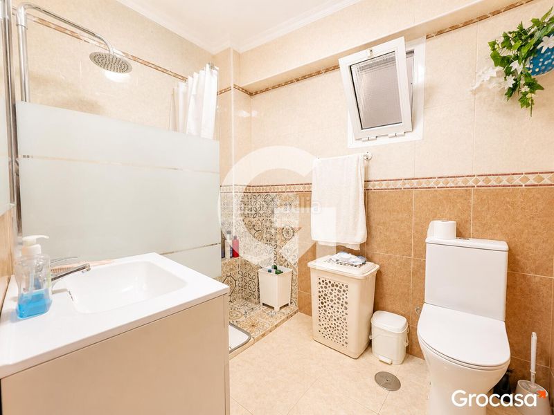 Foto 15a6dedf-5658-477b-82f8-08003a10b5f5. Flat in Centro Torre del Mar
