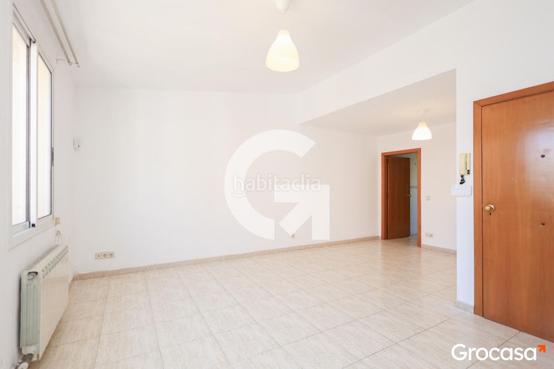 Foto 0d631ef8-f282-4cd5-9650-bcf8f528de23. Etagenwohnung mit heizung in Collblanc Hospitalet de Llobregat (L´)