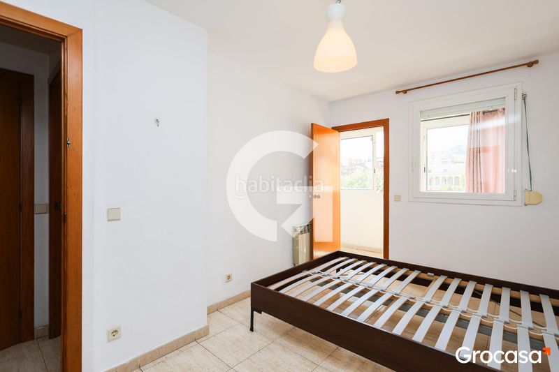 Foto 1fa2b642-d619-4660-bc5a-8fbe9a4bf16a. Etagenwohnung mit heizung in Collblanc Hospitalet de Llobregat (L´)
