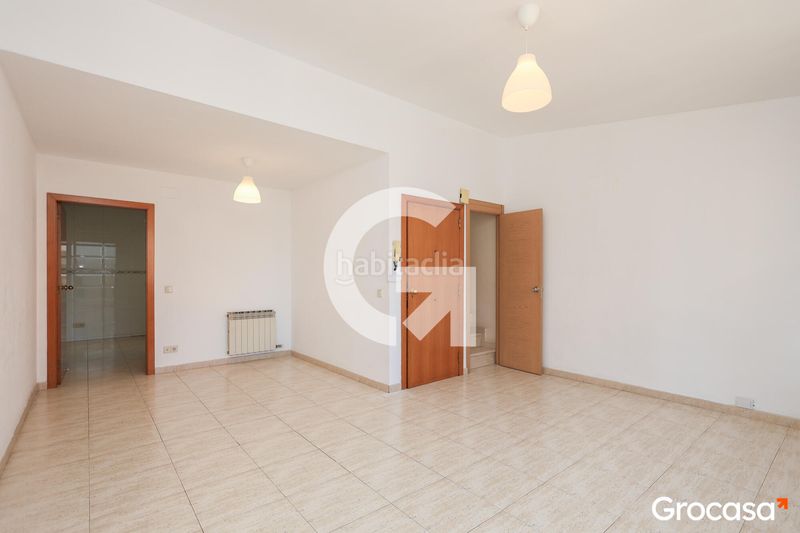 Foto 4abd4272-995d-4dff-b1bd-25a8322efe2e. Etagenwohnung mit heizung in Collblanc Hospitalet de Llobregat (L´)