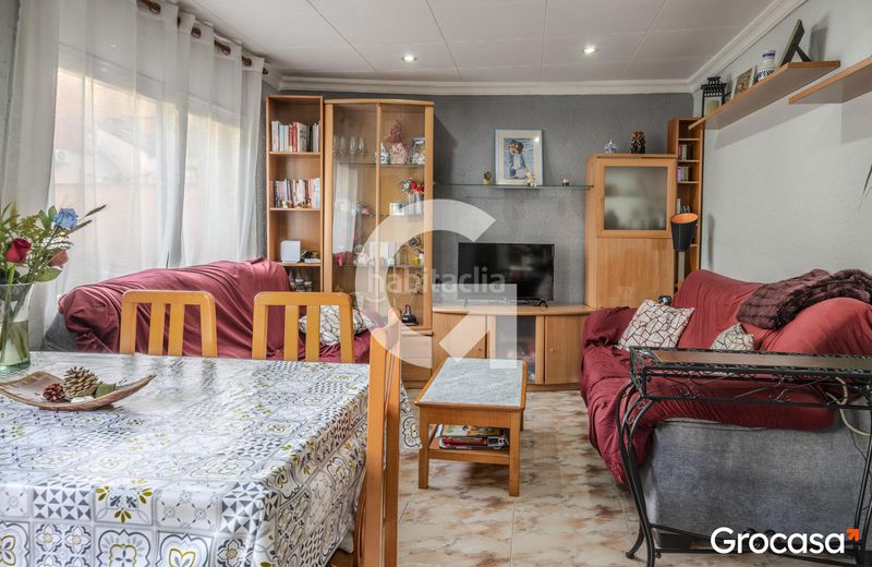 Foto d3fda982-efd2-495e-8868-ad80d07c06ff. Pis a Carmel Barcelona