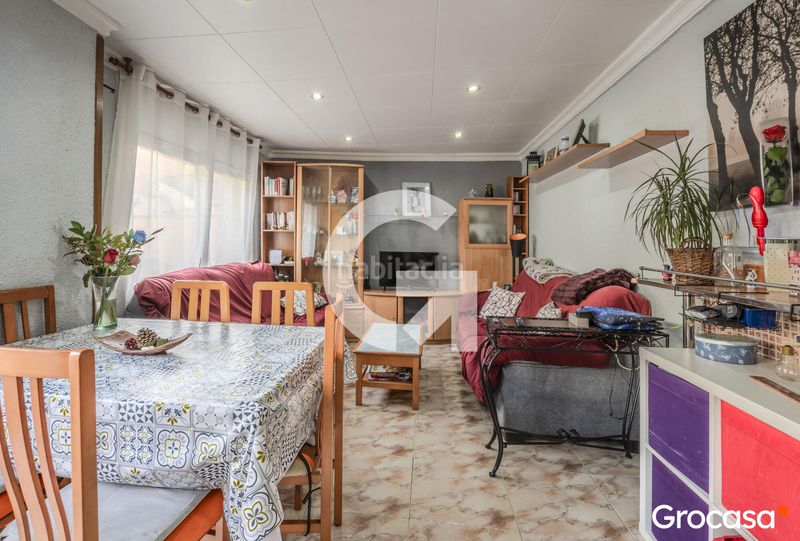 Foto fcb7423d-142b-41f7-b865-b01a66ae80a7. Pis a Carmel Barcelona