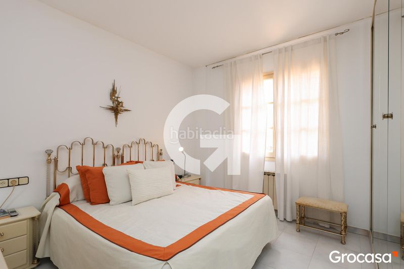 Foto 0f0e46db-2b4f-42ac-bbb2-fe739629b154. Casa adossada amb calefacció aparcament a Horta Barcelona