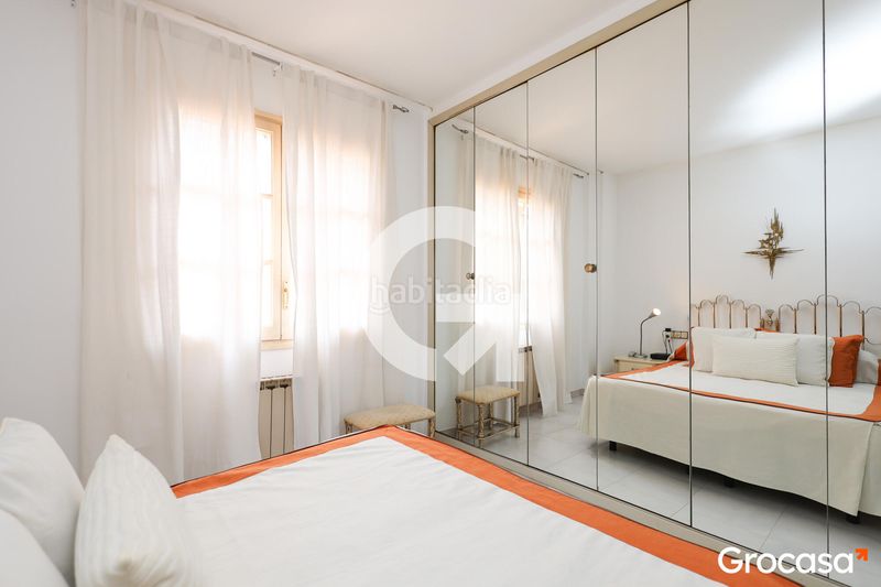 Foto 294fbeda-8917-4a91-a48e-620d33296c59. Casa adossada amb calefacció aparcament a Horta Barcelona