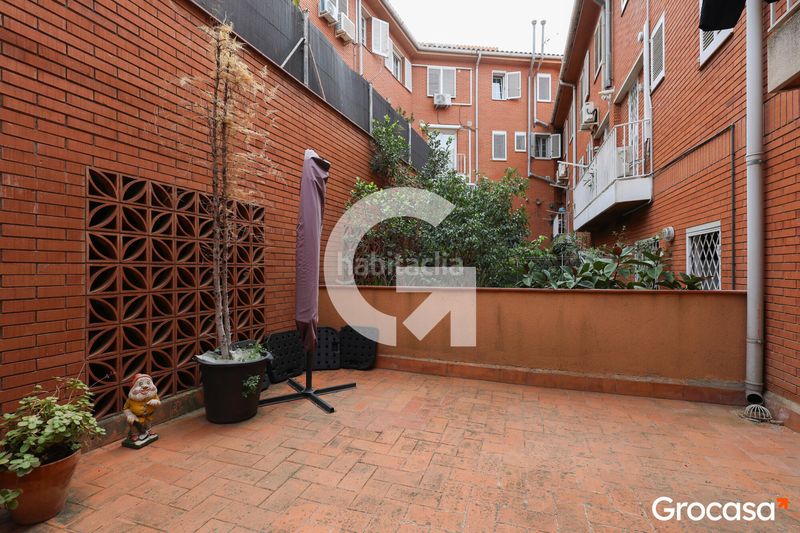 Foto d6d355bb-b99d-411d-b771-a815d92d77f4. Casa adossada amb calefacció aparcament a Horta Barcelona