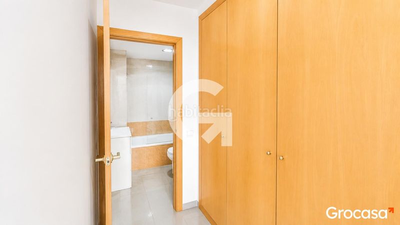 Foto a84c4c91-7e2e-432c-856b-e5005b3452b9. Pis amb calefacció aparcament a El Tancat-Mas d´en Gual Vendrell (El)