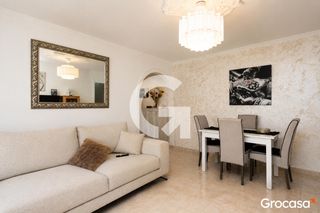 Etagenwohnung  Av gava. Pisazo reformado y luminoso!