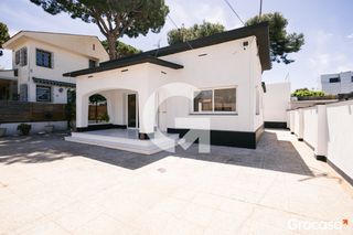 Casa a Ps garbi. Dise�o al lado del mar