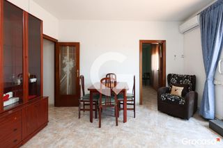 Dachwohnung  Cl llança de. Atico con terraza en carrer llança