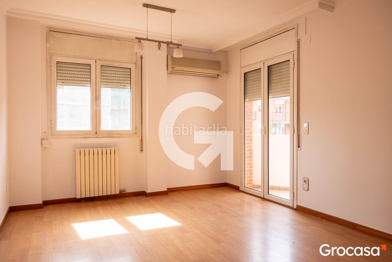 Foto f381a2e0-8977-4047-8940-59766440e0e9. Pis amb calefacció a Balàfia Lleida