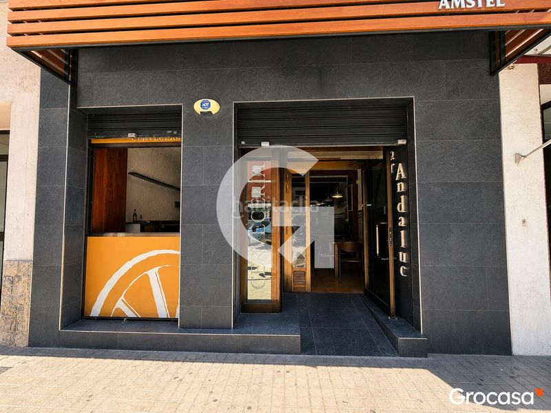 Foto 012d42e6-b544-4d41-a041-e8e11cf20181. Local comercial a Nuevo Centro Sagunt