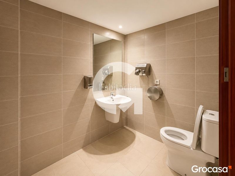 Foto c5fa5016-d237-443e-aad6-cc87cd376f7f. Local comercial a Nuevo Centro Sagunt