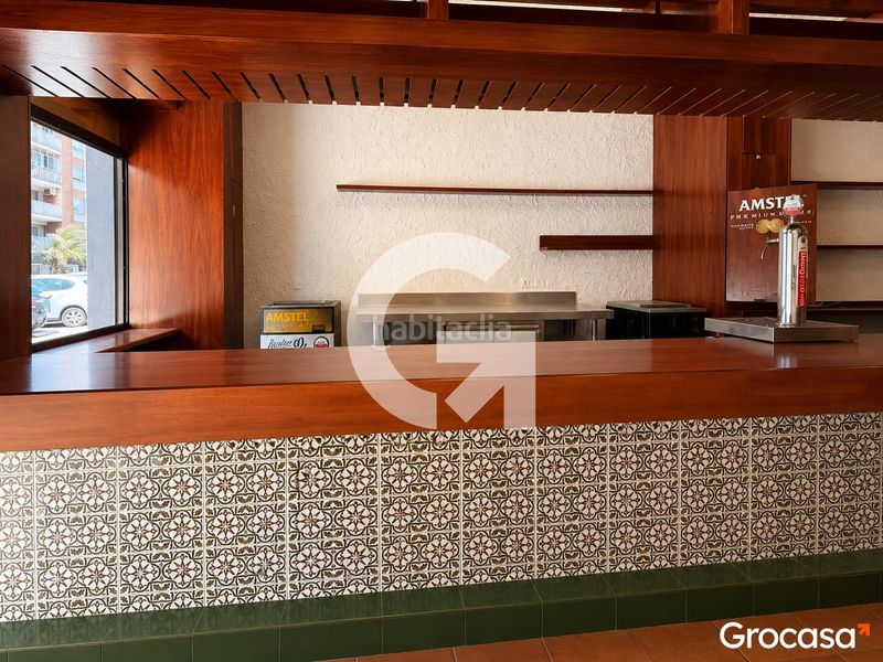 Foto d0d50f70-d889-43aa-806b-bf84d6965658. Local comercial a Nuevo Centro Sagunt