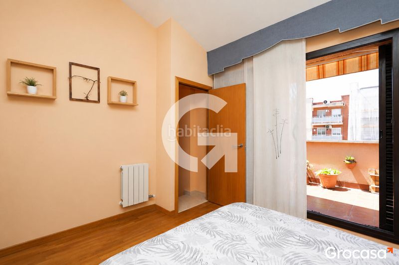 Foto 574999bd-70ca-43db-acbe-a227c0887128. Casa adossada amb calefacció aparcament a Torrent Ballester Viladecans