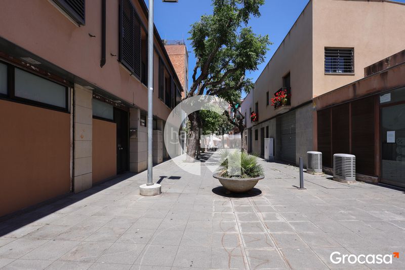 Foto f66e4e78-8f6e-41b5-a2e3-1748f40a7f05. Casa adossada amb calefacció aparcament a Torrent Ballester Viladecans