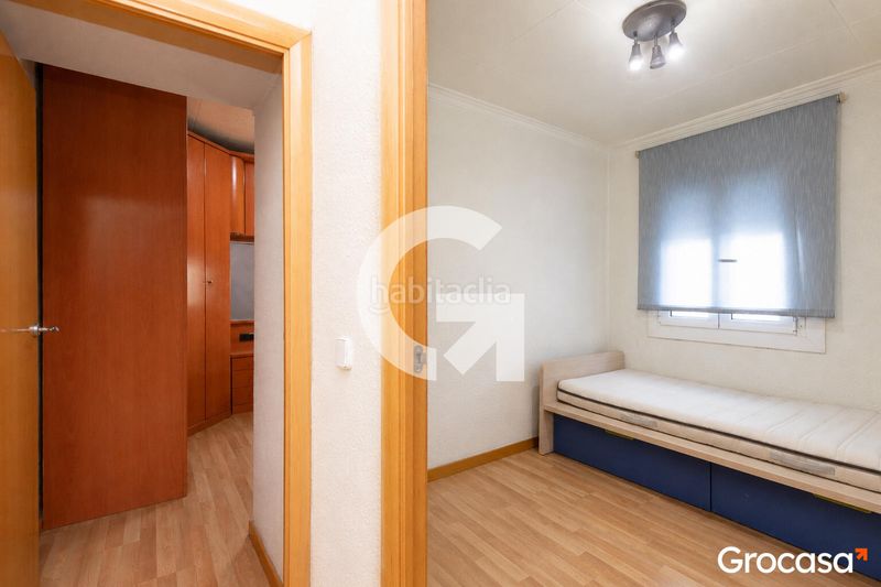 Foto 3daa85f6-3d91-43a5-8870-5754605d6eff. Pis amb calefacció a Sant Ildefons Cornellà de Llobregat