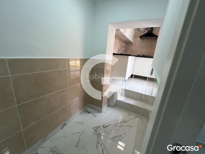 Foto 4ef19570-c101-4aa0-b8da-4849fc4d52e4. Local comercial amb calefacció a Nuevo Centro Sagunt