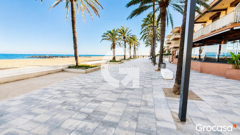 Foto 7eecec88-7a77-4cad-a696-a1ec9d355d92. Àtic amb aparcament a Maritim Cubelles