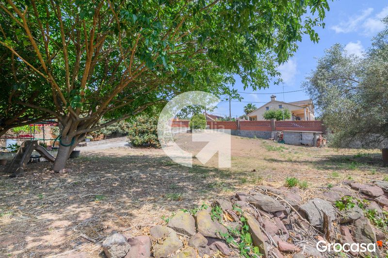 Foto ef92a8f5-7295-4b60-ae5f-1bc8bbf1461a. Wohngrundstück in La Sentiu Gavà
