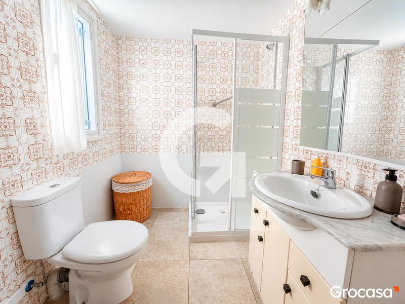 Foto 9be80680-6238-4ca4-aec2-33cc3d90dec0. Pis amb piscina a L´Estany Calafell