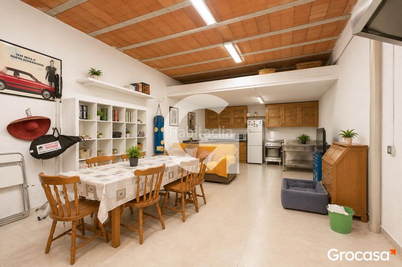 Foto 54b3c807-b193-4150-b88b-a406a4c8d895. Casa amb calefacció aparcament a Sant Pere Nord Terrassa