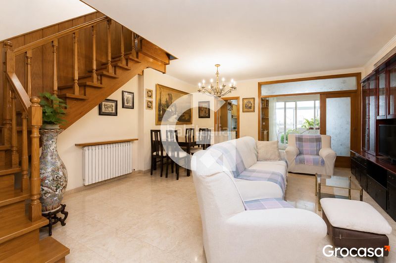 Foto a915c67a-722f-4f1e-bf17-56f6e348ff0c. Casa amb calefacció aparcament a Sant Pere Nord Terrassa
