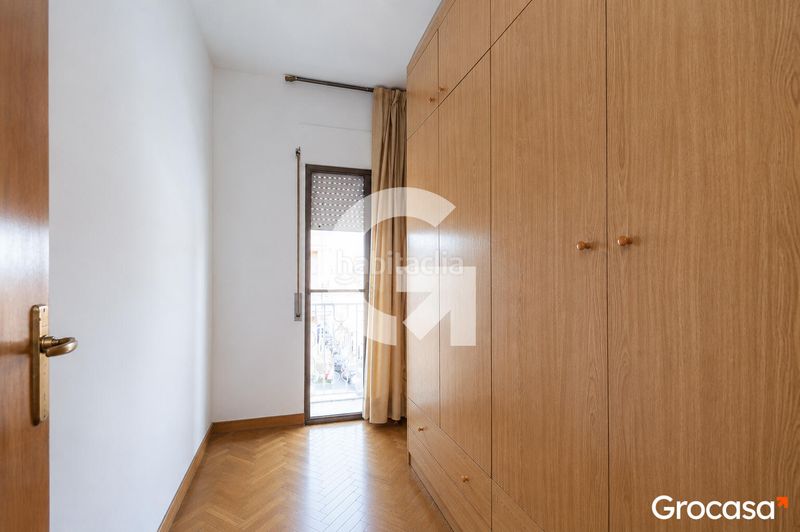 Foto e87a92de-c64f-4b6e-8e1a-f1cbd164f3d1. Casa amb calefacció aparcament a Sant Pere Nord Terrassa